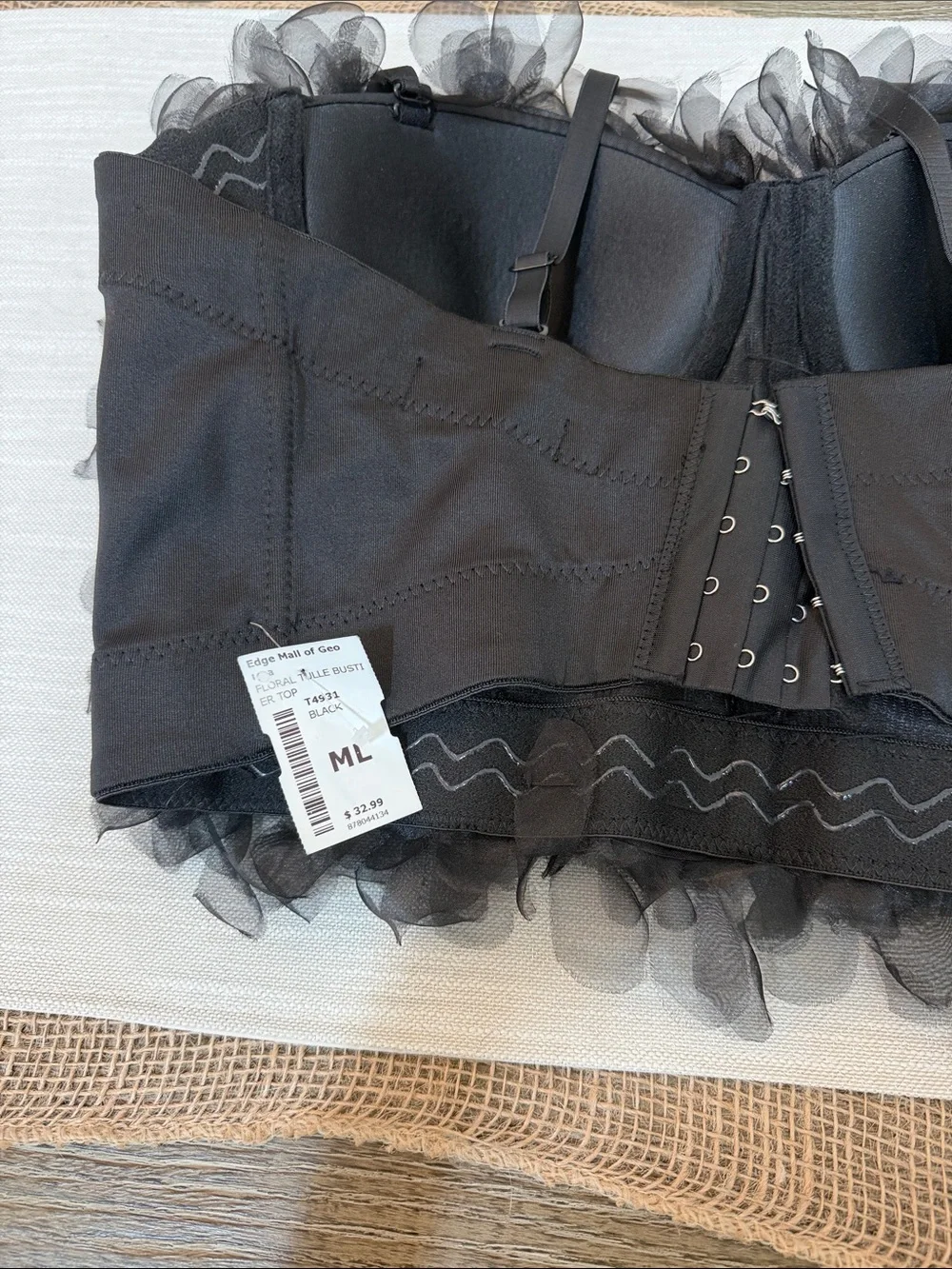 Textured Floral Appliqué Black Crop Top - Picture 3 of 4